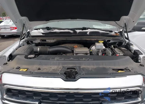 2022 Ram 1500 Big Horn 4X4 5'7 Box z USA, uszkodzony, nr VIN 1C6SRFFT8NN428354